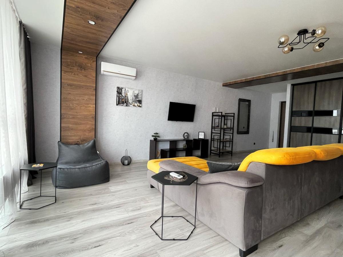 Room1402 Odesa Exterior photo
